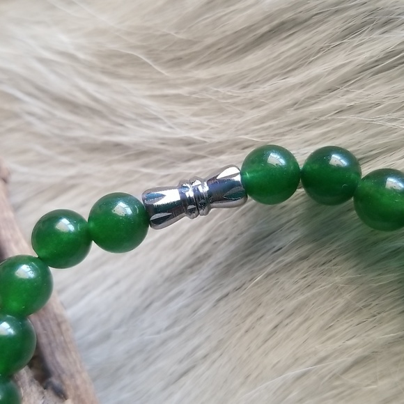 Natural Jade Necklace - Picture 6 of 8